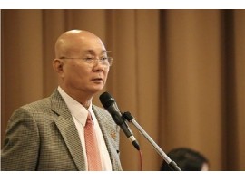 信心的转移：从西方主导到东方引领的世界格局重构